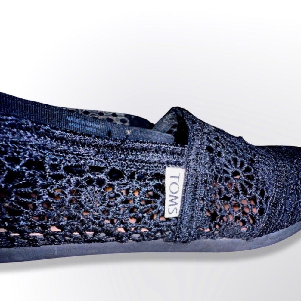 TOMS Black Crochet Women's Slip on Slides Shoes 7.5
